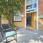 Schoolbell Mews Full 3 Bedroom 2 Bathroom Architect Designed Mews House Fabulous Bow, Victoria Park Location