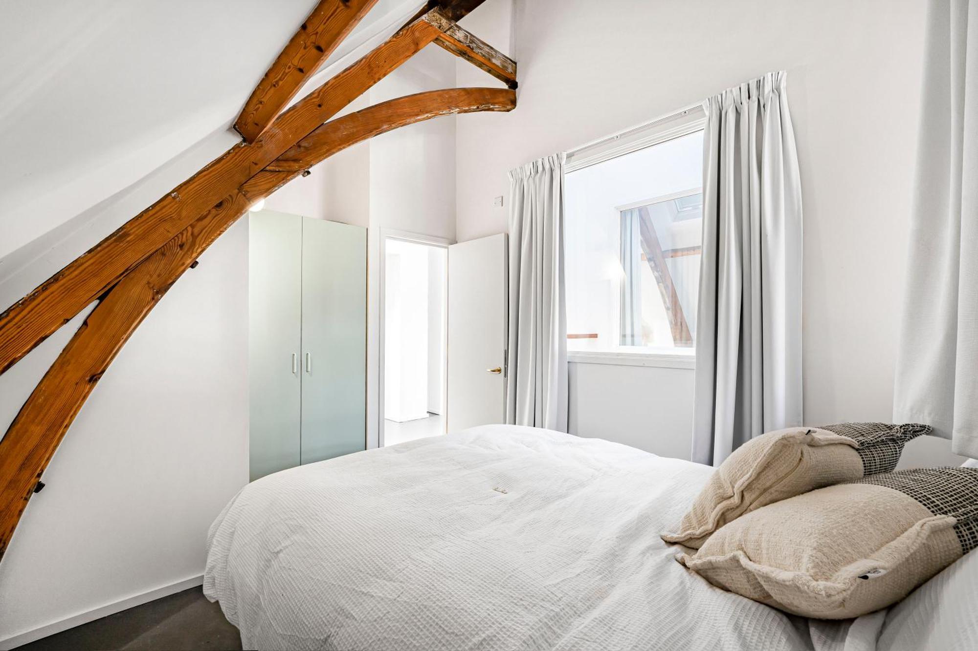 Schoolbell Mews Full 3 Bedroom 2 Bathroom Architect Designed Mews House Fabulous Bow, Victoria Park Location Holiday home *